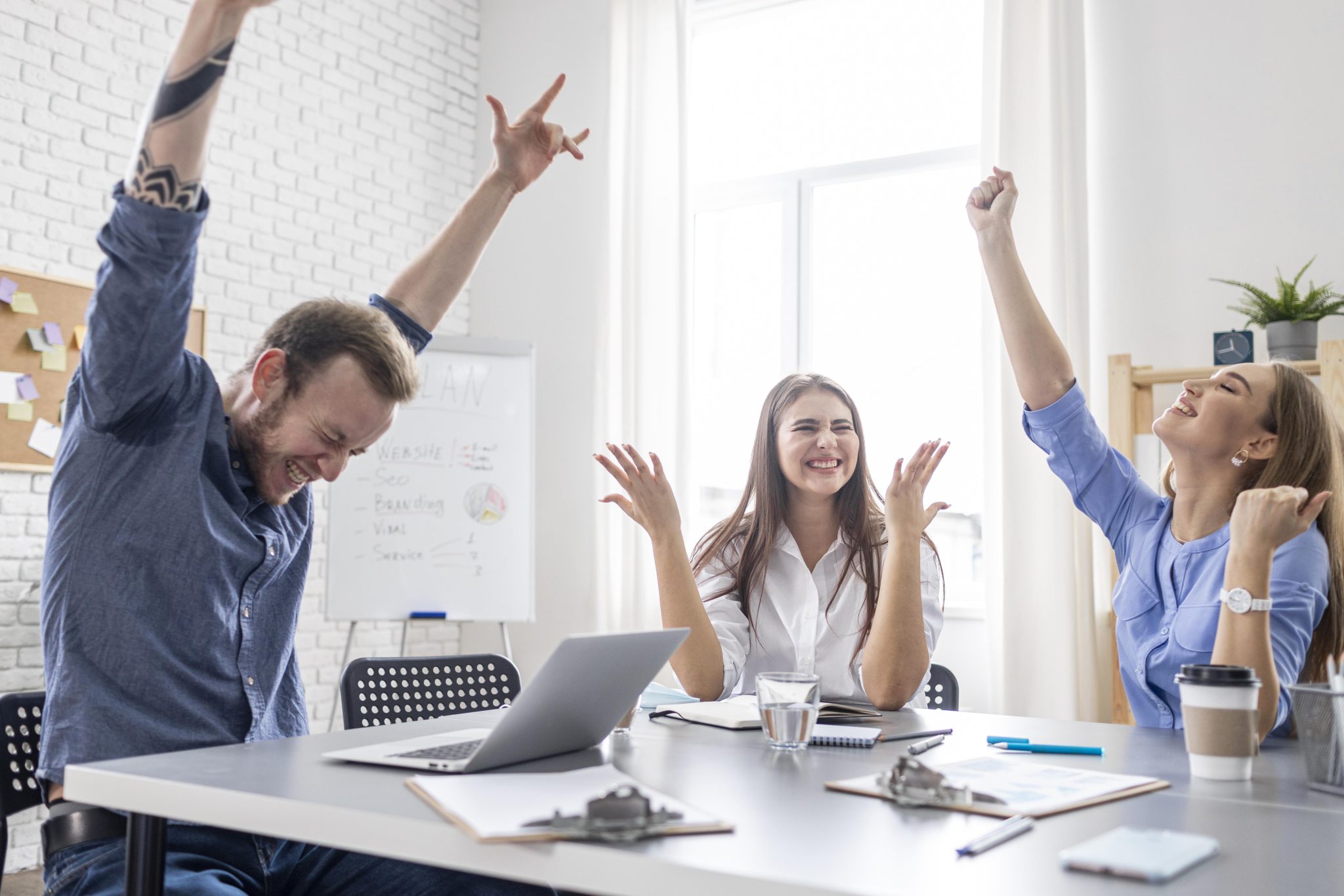 ¿Qué cambia cuando la alegría entra al trabajo?
